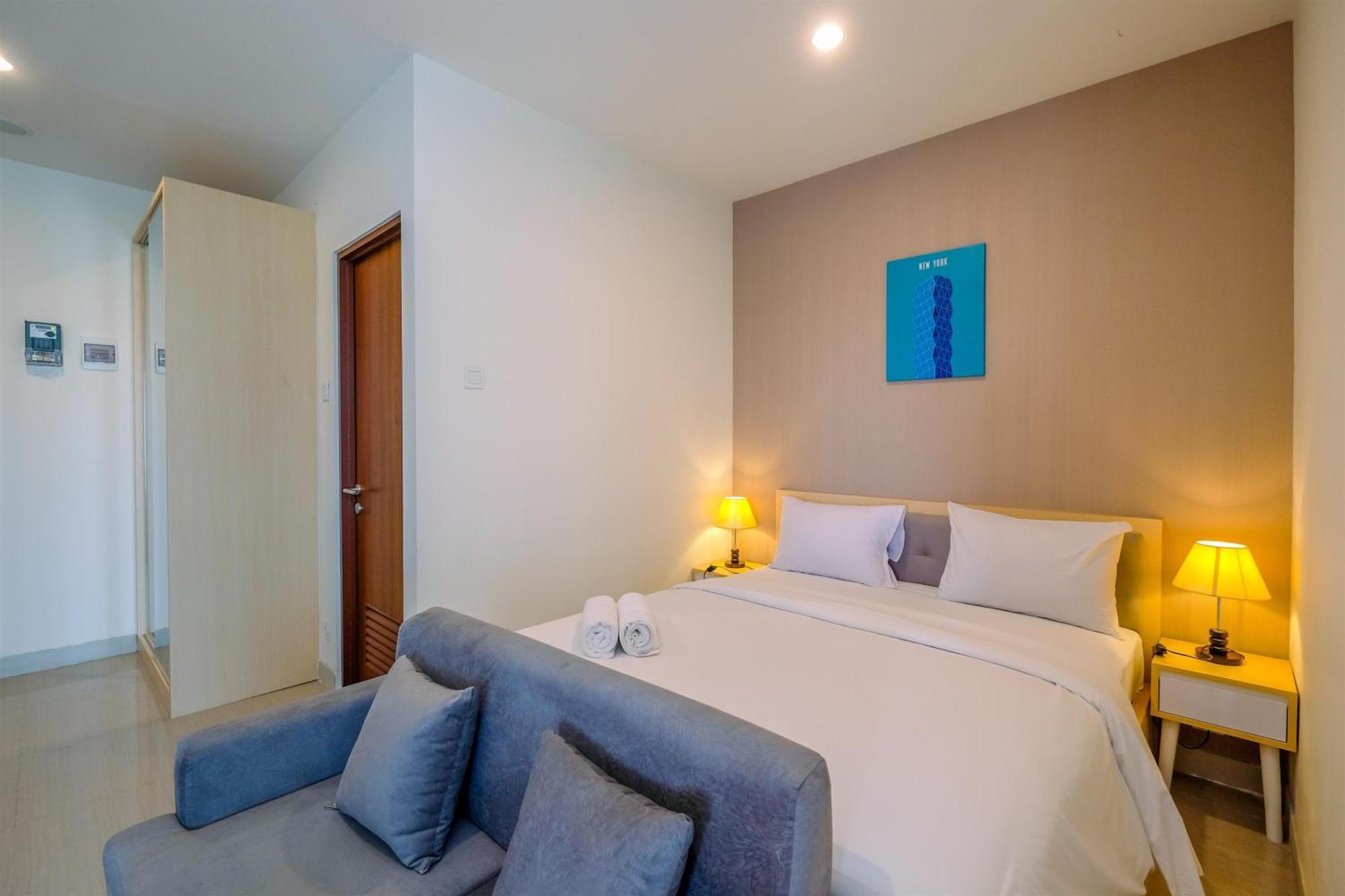 Apartemen Cozy And Great Choice At Grand Kamala Lagoon By Travelio